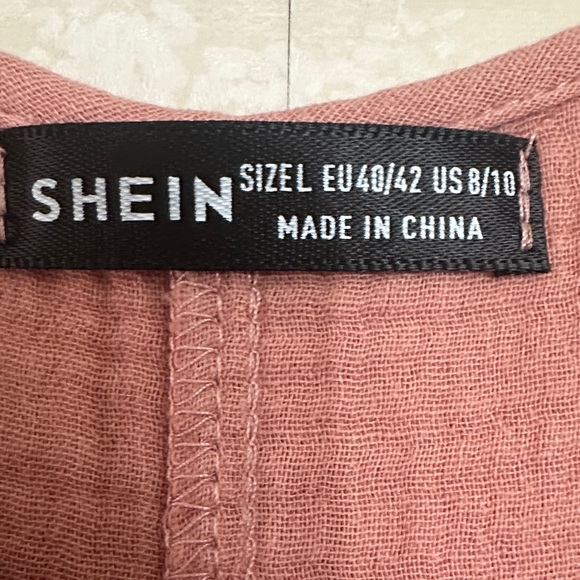 SHEIN Pink Textured Fabric Romper Large (8/10) P2P 19” and Length 3” - Picture 2 of 6